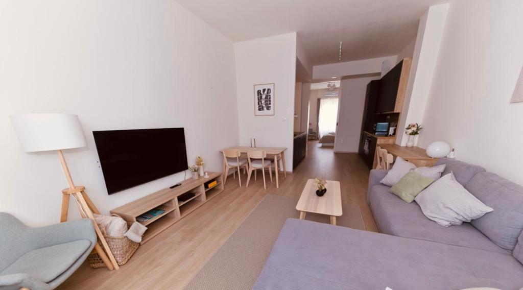 Madach Fox Apartment Budapeste Exterior foto